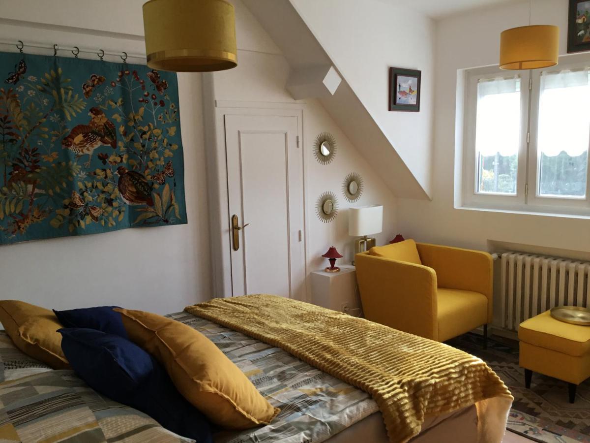 サルブリ Les Garconnieres De Sologne Bed & Breakfast エクステリア 写真