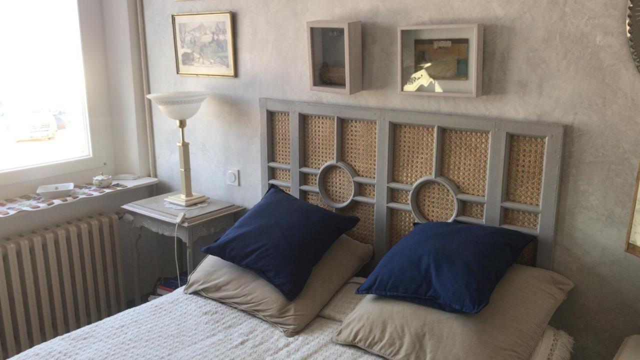 サルブリ Les Garconnieres De Sologne Bed & Breakfast エクステリア 写真